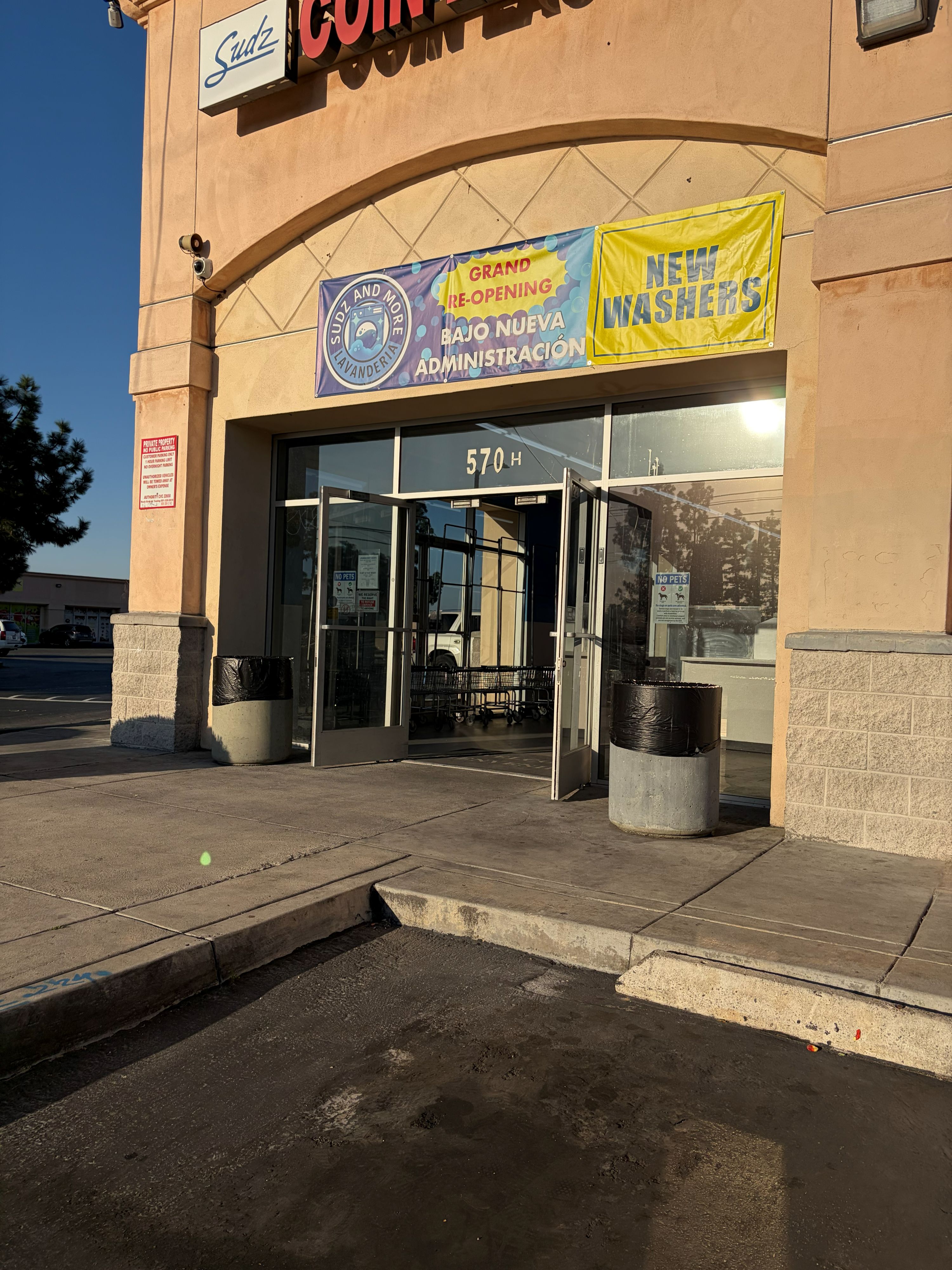 Sudz & More Storefront